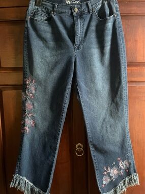 DG2 by Diane Gilman Women's Designer Jeans Size 14 Indigo with Fringe. NWT